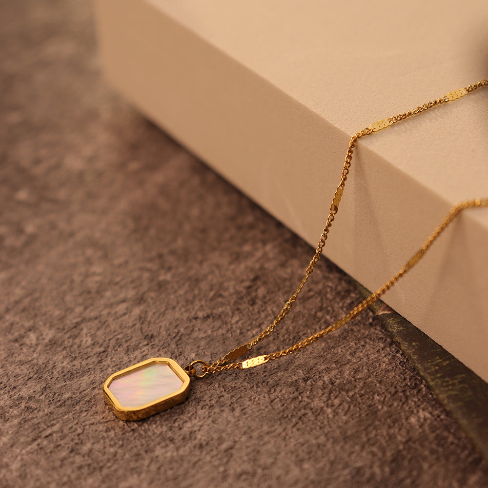 Luminous Stone Necklace